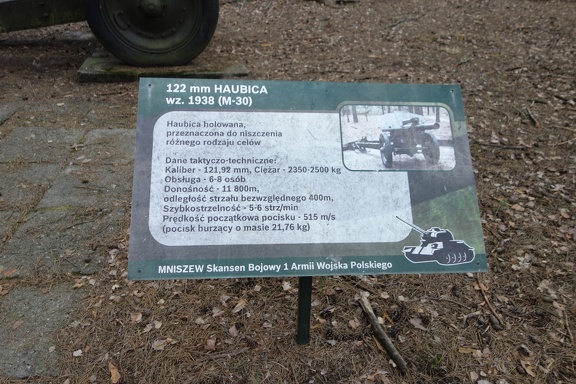 Haubica M-30 - tabliczka informacyjna