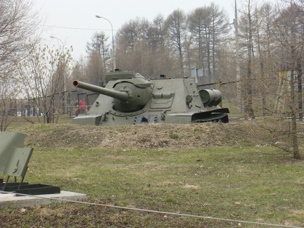 SU-85 / Su-100