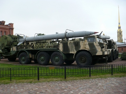 9T29 - transporter pocisków 9M21 do Łuny-M