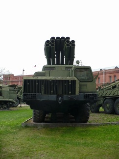 BM-30 Smiercz od frontu
