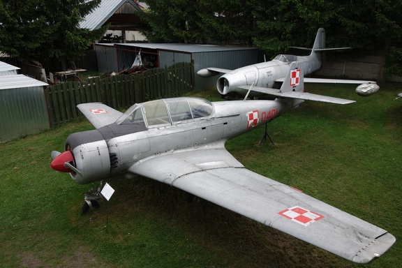 TS-8 Bies, Jak-23