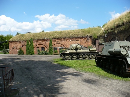 T-34 przed fortem
