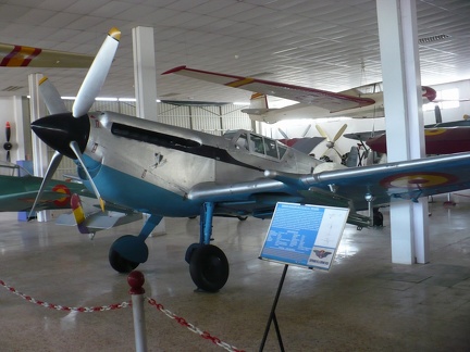 [color=#E55451]Hispano Aviación HA-1112 M1L Buchon